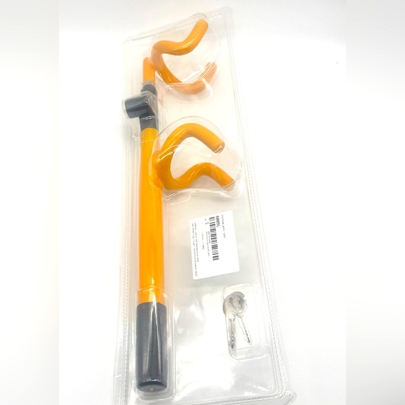 STEERING WHEEL TWIN HOOK LOCK - Picture 1 of 2